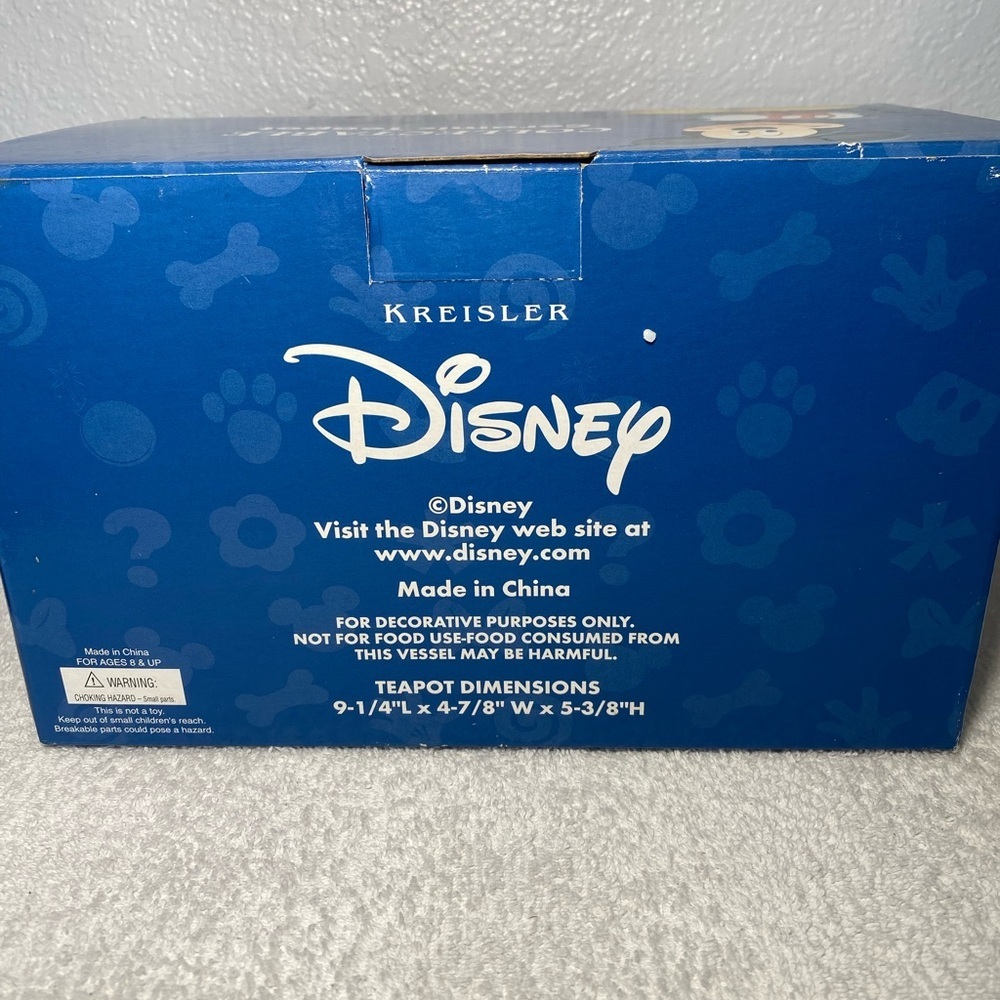 Rare- Vintage Disney Collectible Ceramic Teapot- Mickey and Minnie- in box - Picture 10 of 10